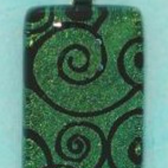 Dramatic Dichroic Glass Pendant on Sterling Rope Chain - Picture 4 of 4